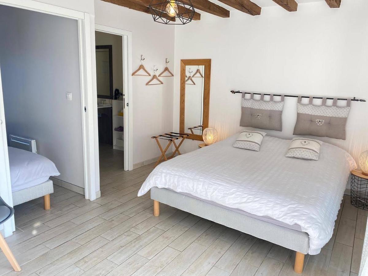 Les Mariniers Chambres D'Hotes -Guest House - Bain Nordique En Option Mareuil-sur-Cher Buitenkant foto