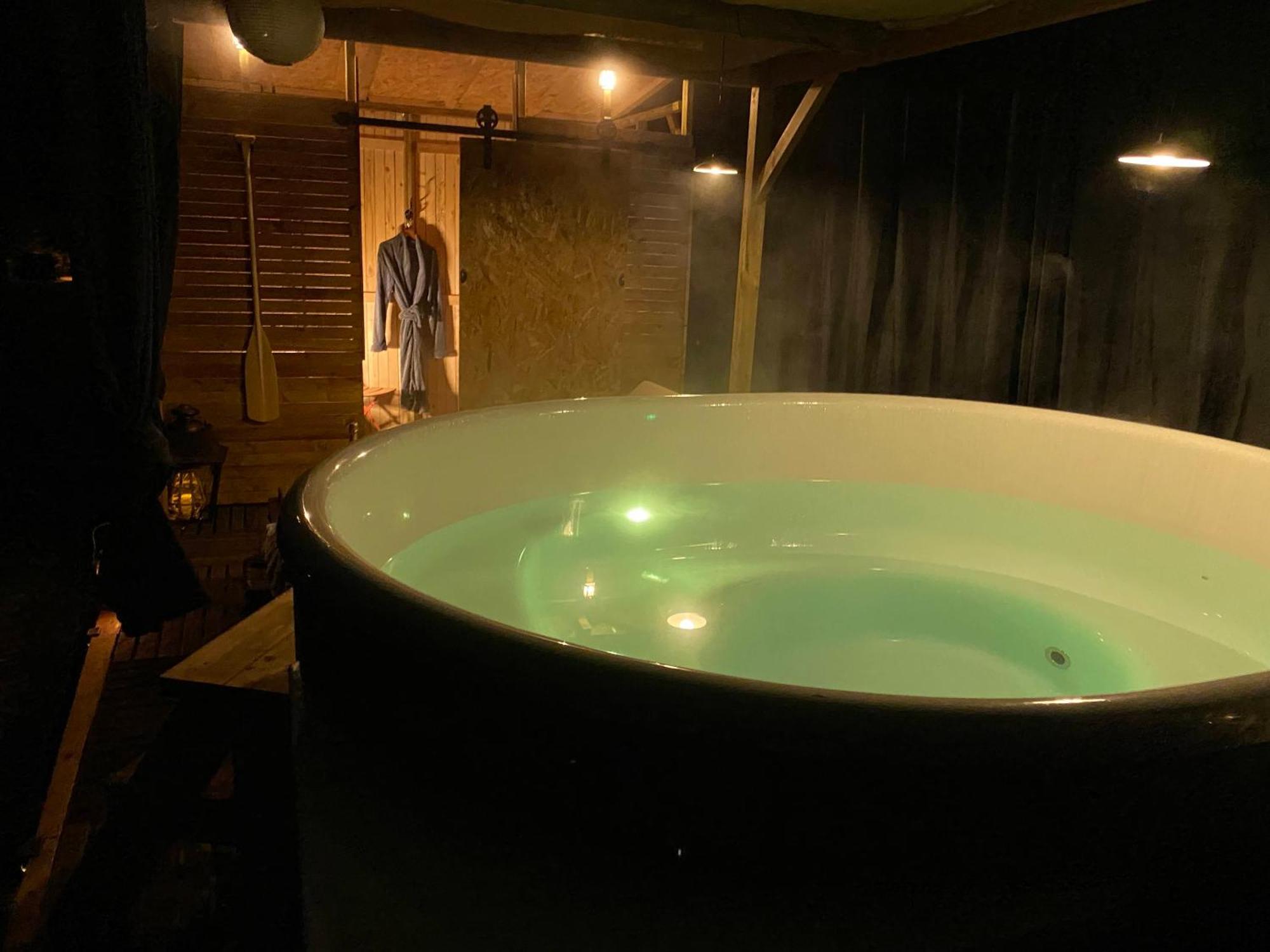 Les Mariniers Chambres D'Hotes -Guest House - Bain Nordique En Option Mareuil-sur-Cher Buitenkant foto