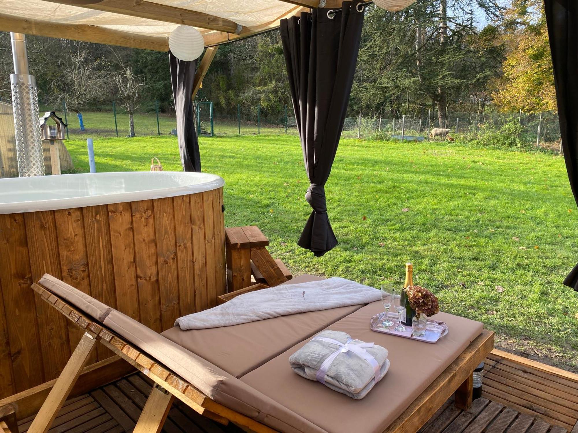 Les Mariniers Chambres D'Hotes -Guest House - Bain Nordique En Option Mareuil-sur-Cher Buitenkant foto