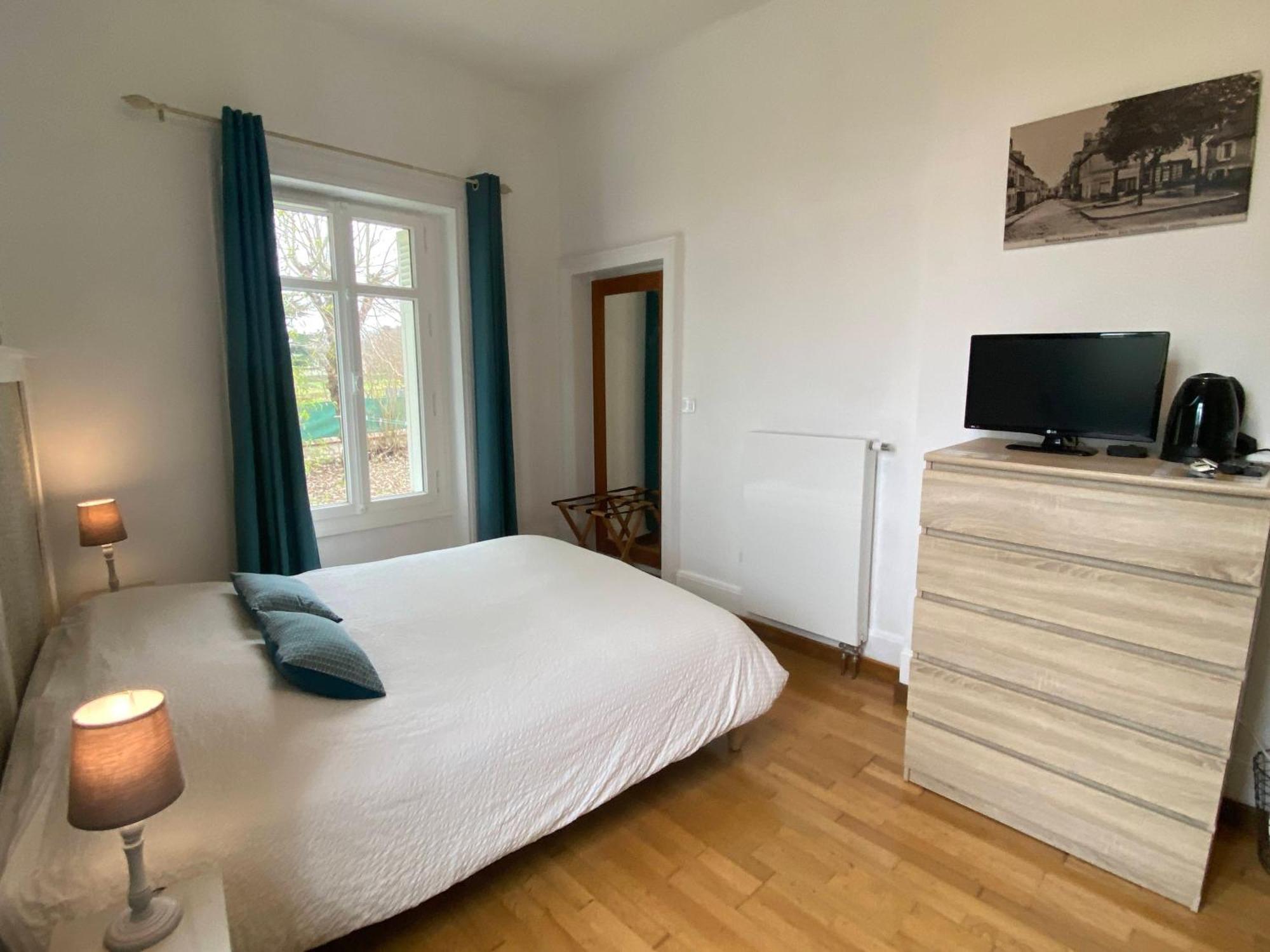 Les Mariniers Chambres D'Hotes -Guest House - Bain Nordique En Option Mareuil-sur-Cher Buitenkant foto